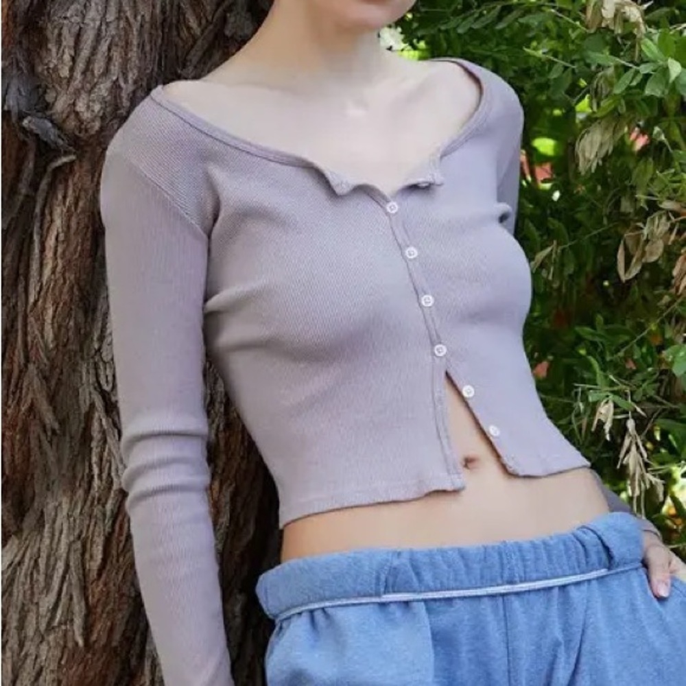 NWOT Brandy Melville Zelly Long Sleeve Top